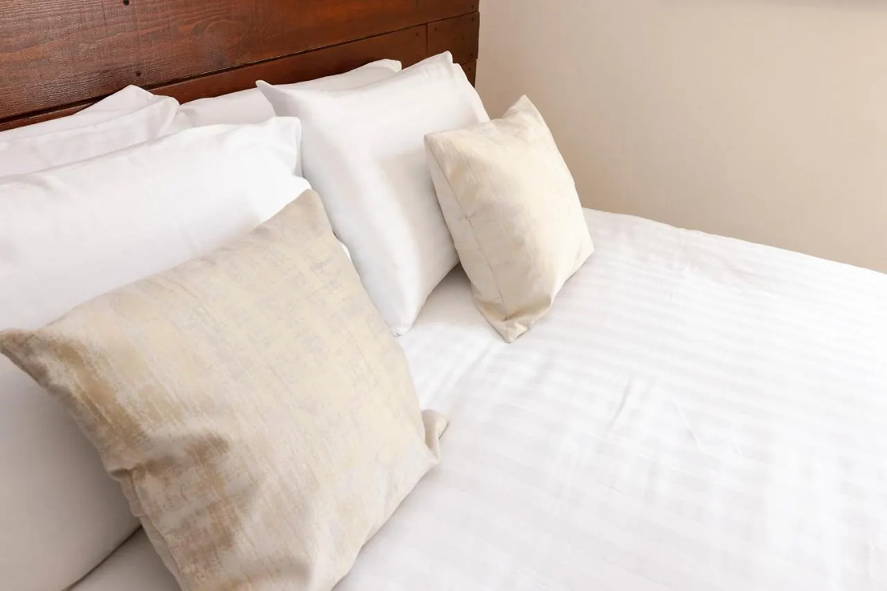 Joivy Attractive Flat Near Haymarket Station Apartment Edinburgh