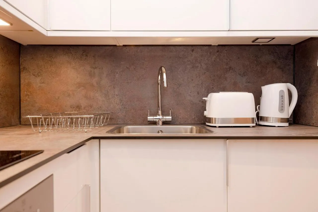 Joivy Attractive Flat Near Haymarket Station Apartment Edinburgh