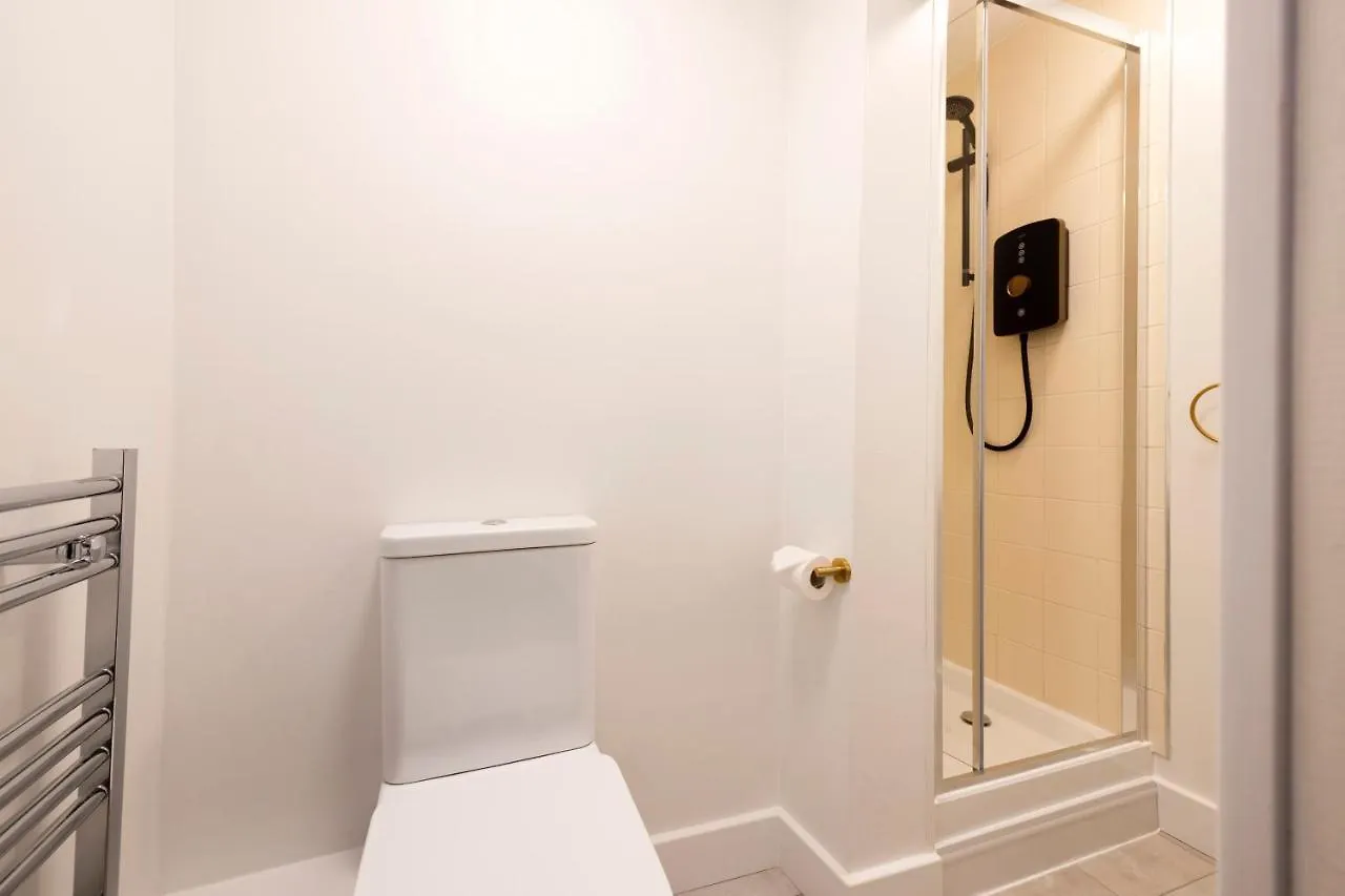 Joivy Attractive Flat Near Haymarket Station Apartment Edinburgh