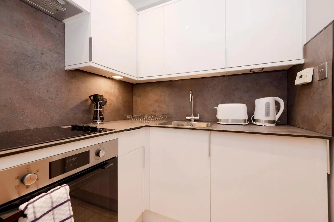 Joivy Attractive Flat Near Haymarket Station Apartment Edinburgh