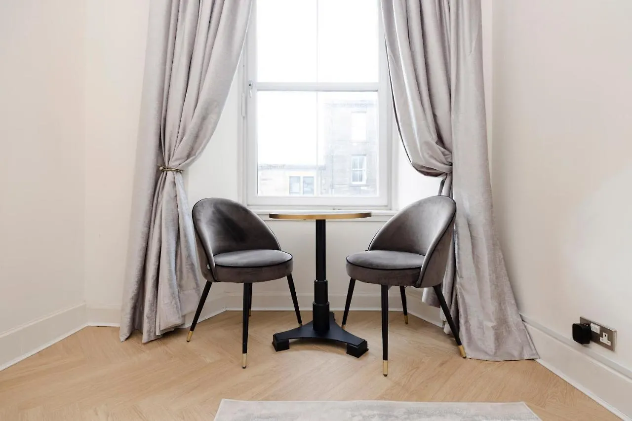 Joivy Attractive Flat Near Haymarket Station Apartment Edinburgh